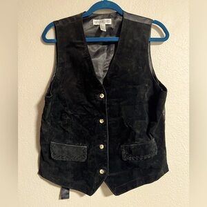 Amanda Smith Silky Suede Vest Womens Size M Button V-Neck Leather Front Back Tie